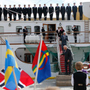 Det kongelige følget går i land i Tromsø (Foto: Cornelius Poppe / NTB scanpix)